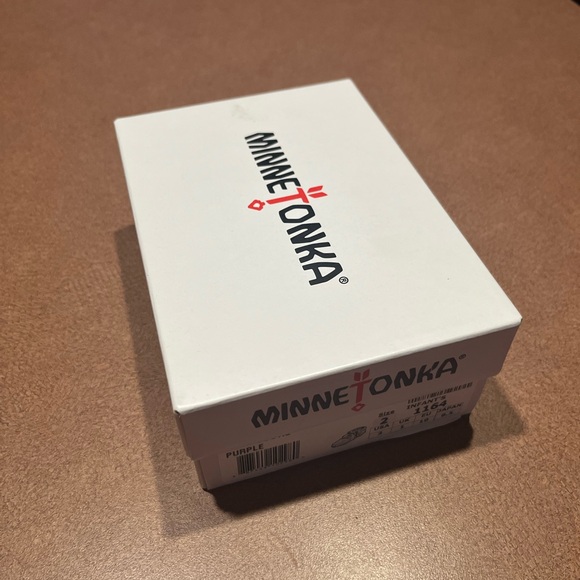 Minnetonka Riley Bootie - Picture 4 of 7